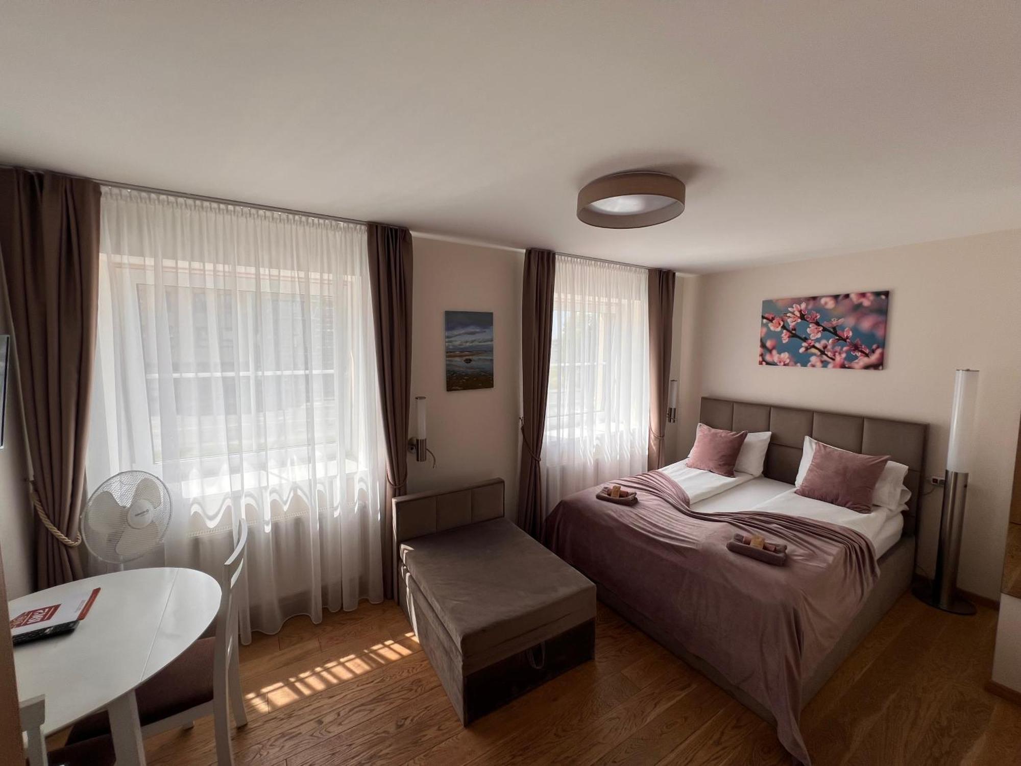 1912 Bed & Breakfast クライペダ エクステリア 写真